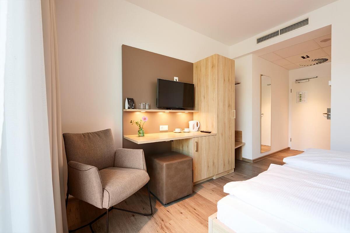Hotel Sarah Heinsberg  Bagian luar foto