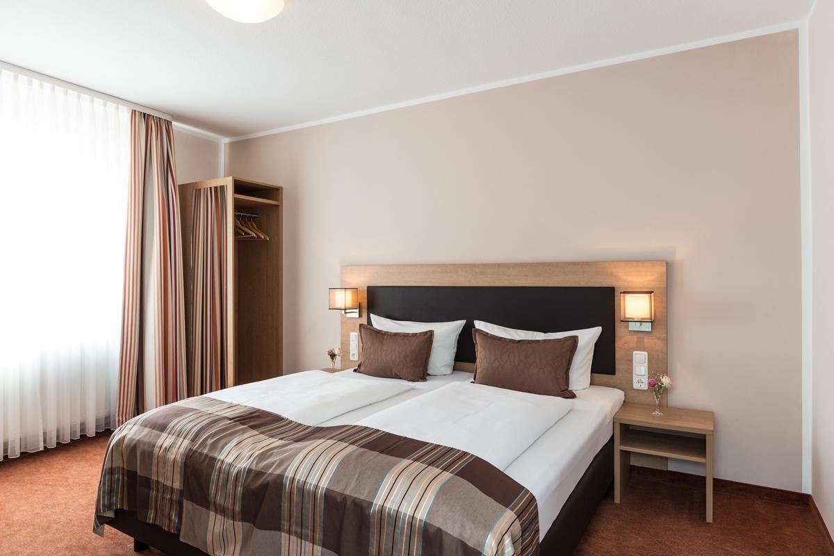 Hotel Sarah Heinsberg  Bagian luar foto